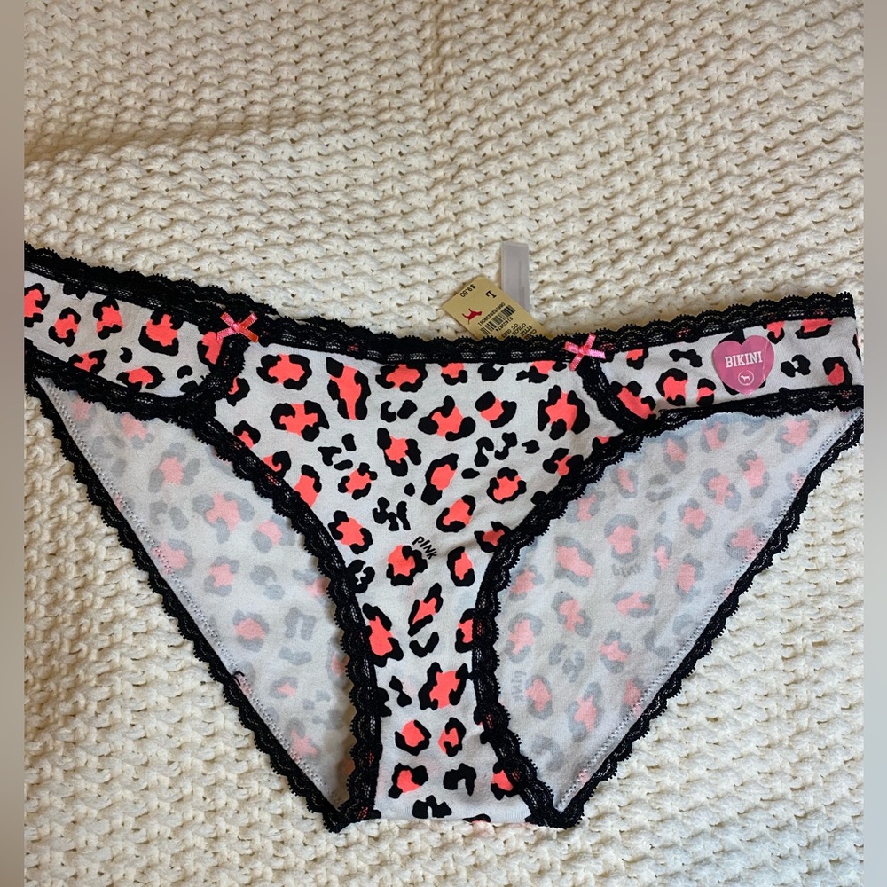 VS Pink Panties